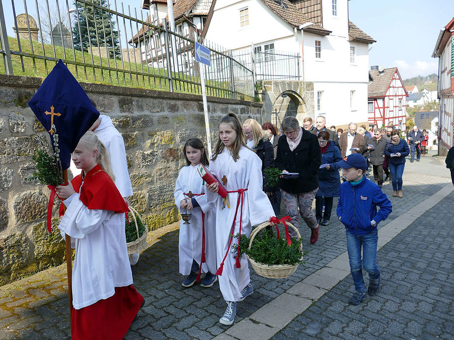 Palmsontag in Naumburg - Beginn der Heiligen Woche (Foto: Karl-Franz Thiede)